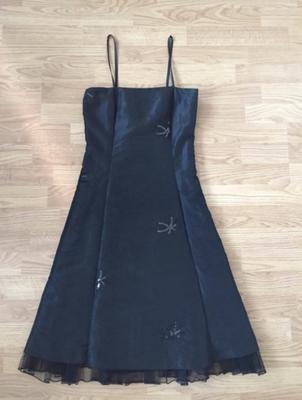 Černé šaty s flitry - Obrázok č. 1