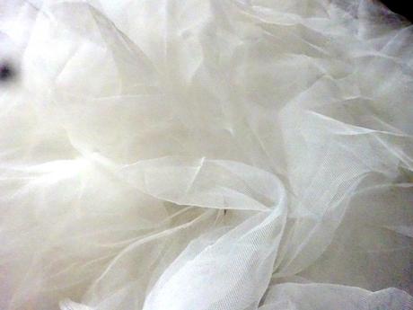 smetanová proužek voálovina 112 cm x 20 metrů - Obrázok č. 1