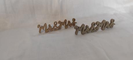 dřevěný nápis mrs&ms - Obrázok č. 1