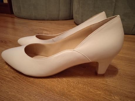 Nové bílé svatební boty Caprice s podpatkem 5,5 cm, vel.39, kvalitní - Obrázok č. 1