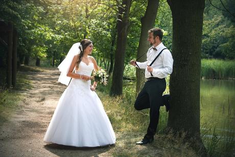 Krajkové korzetové svatební šaty - Obrázok č. 1