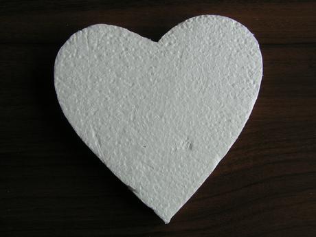 Polystyrenové srdce cca 15 cm - Obrázok č. 1