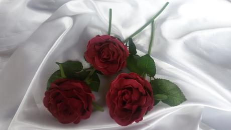 Textilní růže s listy - Obrázok č. 1