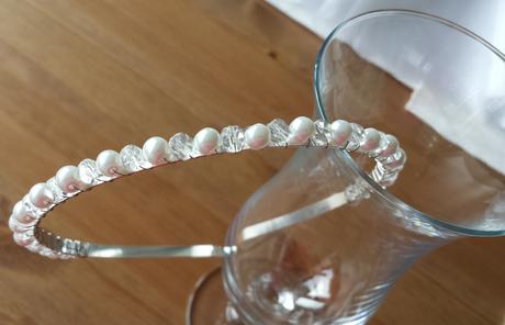 Jemná bíločirá svatební čelenka "Catherine"  - Obrázok č. 1