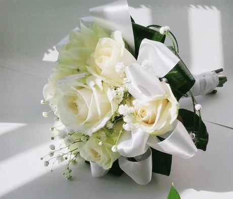 svatební kytice- růže bílá-šampaň - Obrázok č. 1