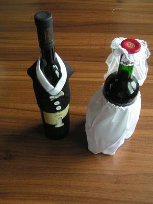 Oblečky na lahve vína - Obrázok č. 1