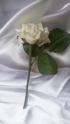 Textilní růže s listy - Obrázok č. 1