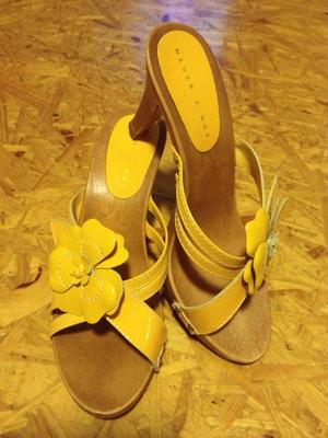 Sandálky ve žluté - Obrázok č. 1