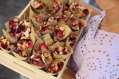 Sušené okvětní lístky s kornoutky - Obrázok č. 1