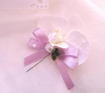 svatební vývazek "Bílá orchidej s lila" - Obrázok č. 1
