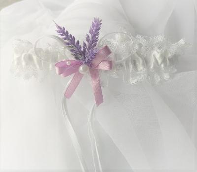 Svatební podvazek krajkový s levandulkami - Obrázok č. 1