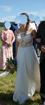 Svatební šaty - Obrázok č. 1