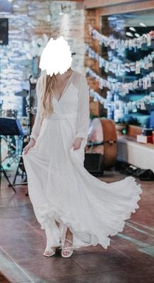Hedvábné svatební šaty Sandra Švédová - Obrázok č. 1