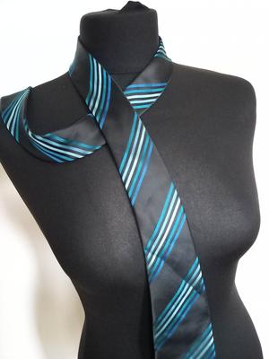 modro černá kravata - Obrázok č. 1