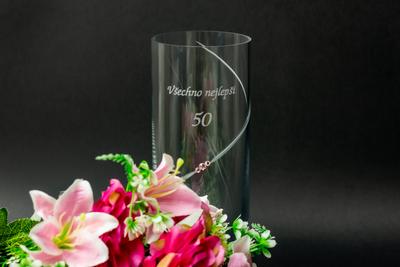 Skleněná váza s krystaly Swarovski s gravírováním - Obrázok č. 1