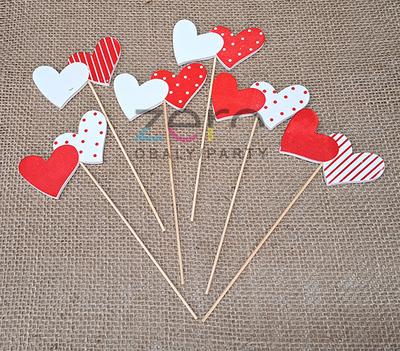 Zápich dřevěné "dvojité srdce" (6 ks) - červeno-bílé - Obrázok č. 1