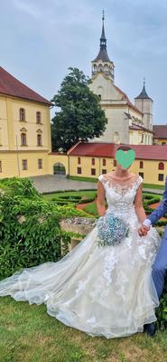 Svatební šaty Floyd bílá + champagne/bílá + závoj ZDARMA - Obrázok č. 1