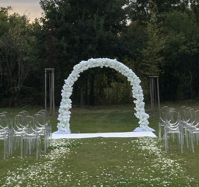 Oblouková slavobrána bílé růže - Obrázok č. 1