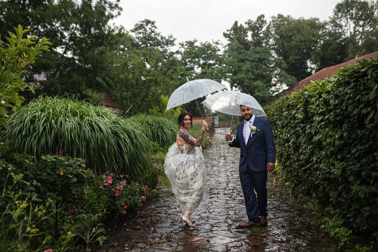 svatební focení v dešti